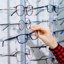 Lojas de produtos óticos registaram quebra de faturação de 12,9% em 2020